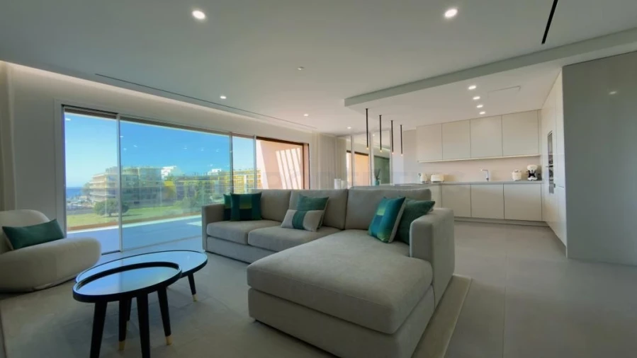 Apartamento T2 para Venda em Quarteira Foto 37