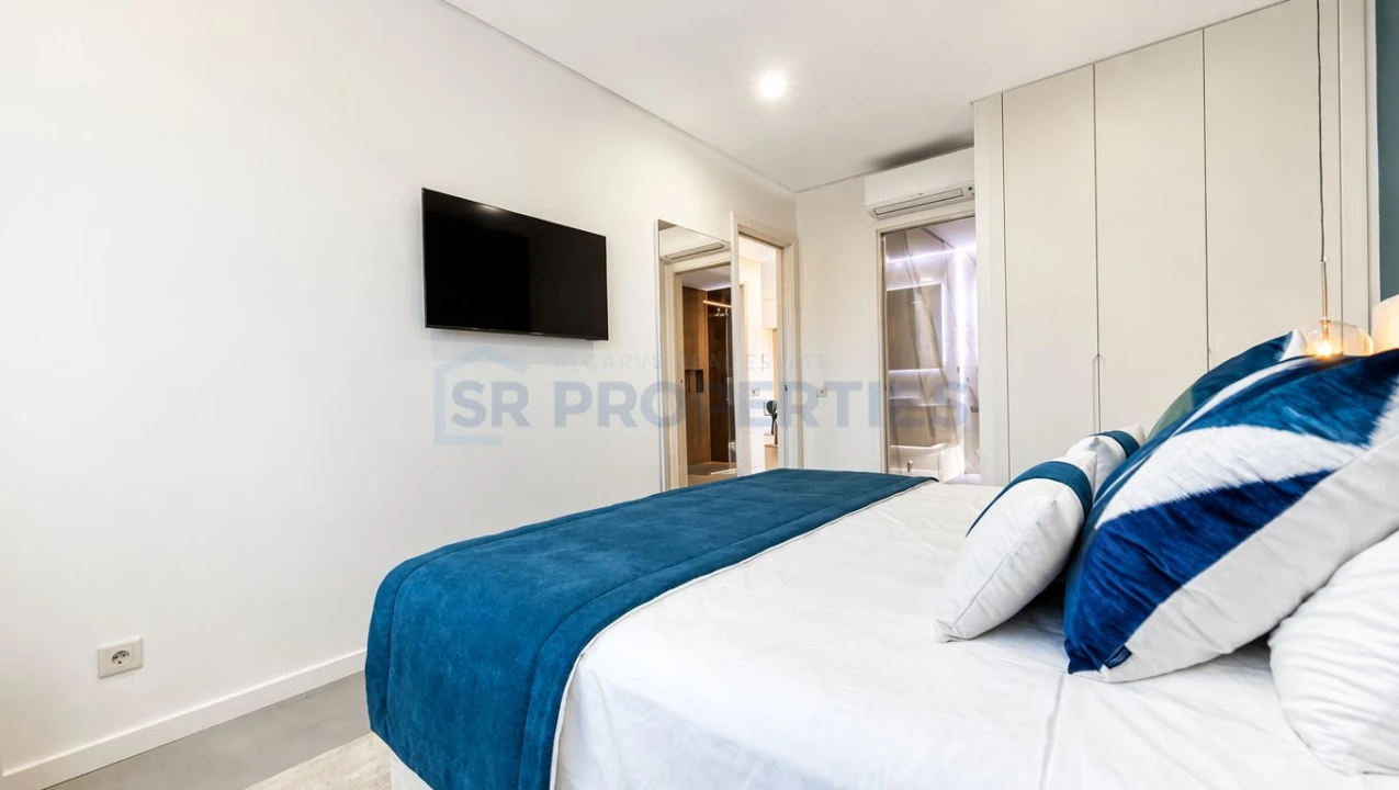 Apartamento T2 para Venda em Quarteira Foto 42