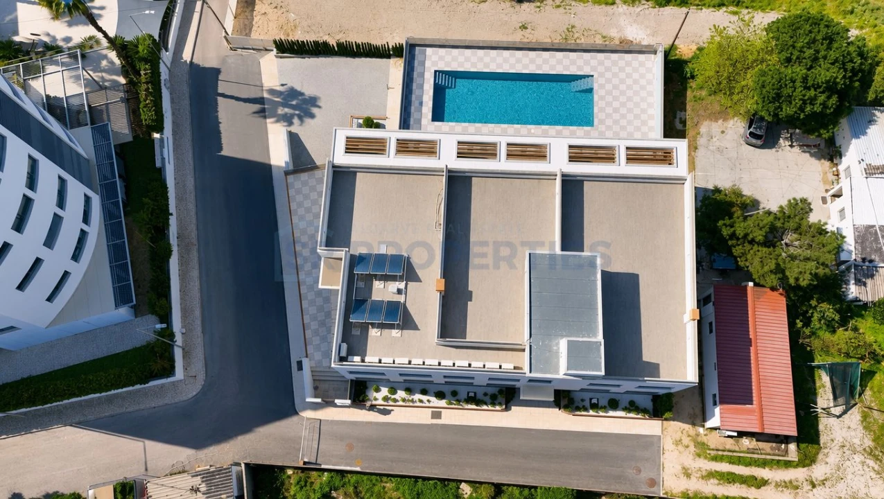 Apartamento T2 para Venda em Quarteira Foto 17