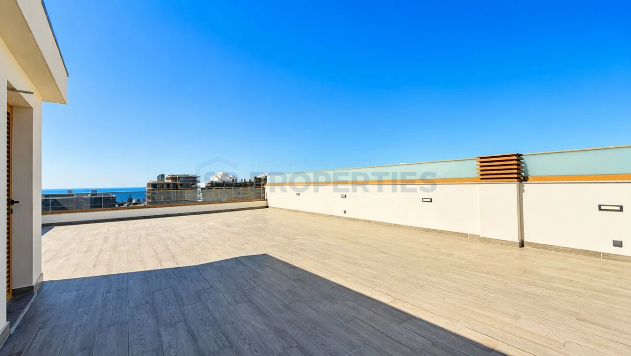 Apartamento T2 para Venda em Quarteira Foto 64