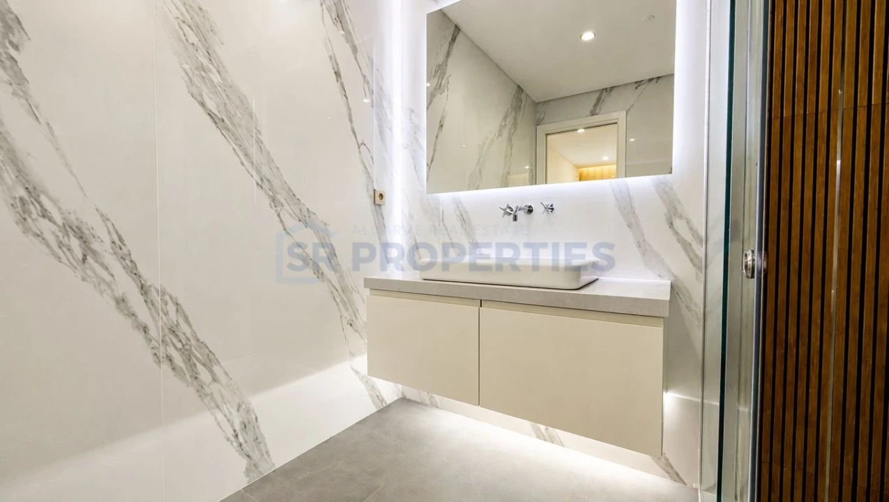 Apartamento T2 para Venda em Quarteira Foto 44