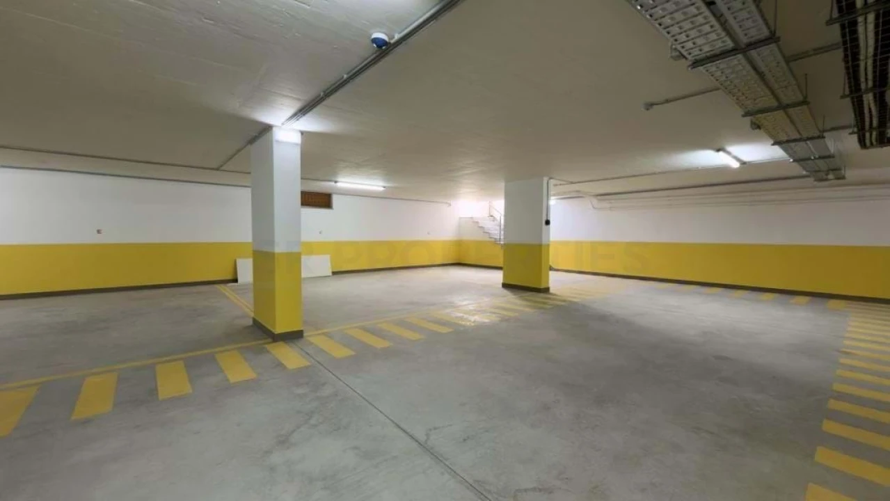 Apartamento T2 para Venda em Quarteira Foto 55