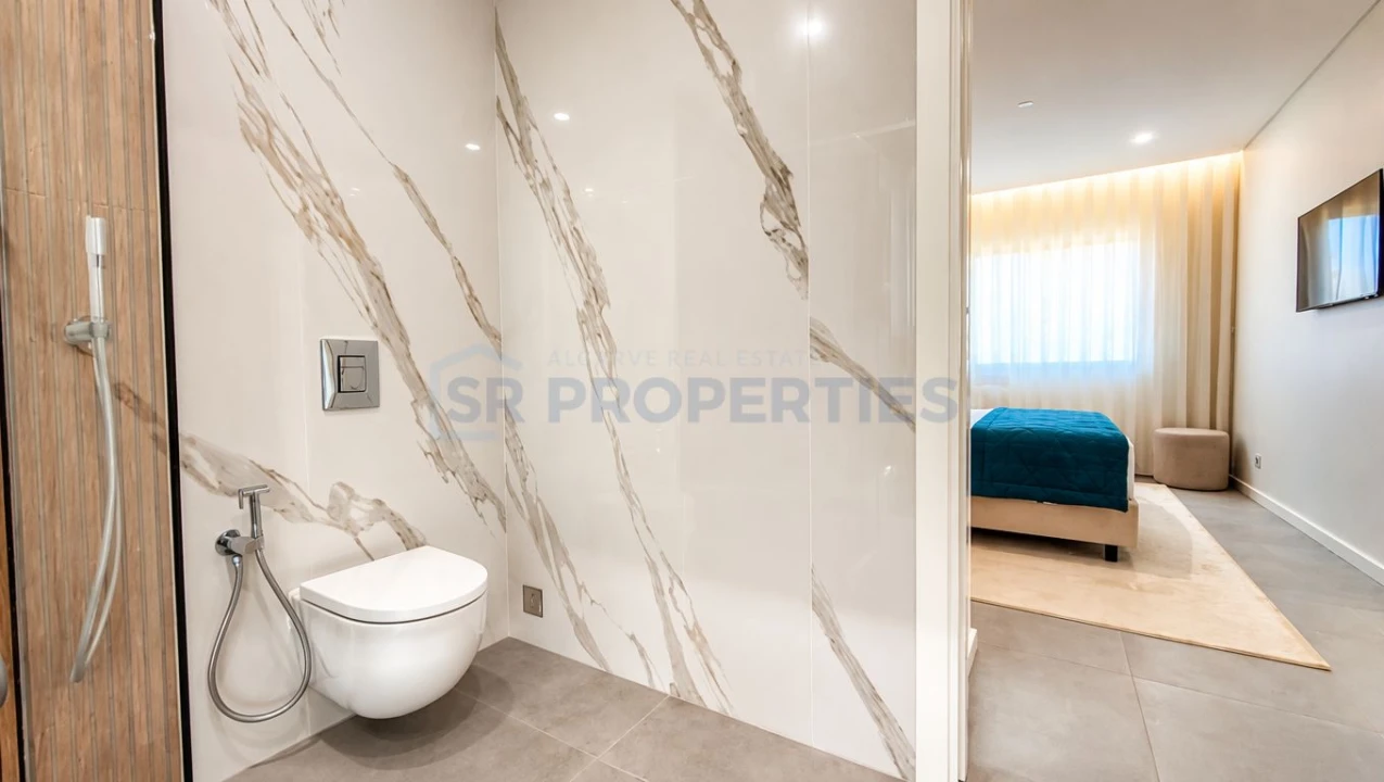Apartamento T2 para Venda em Quarteira Foto 43