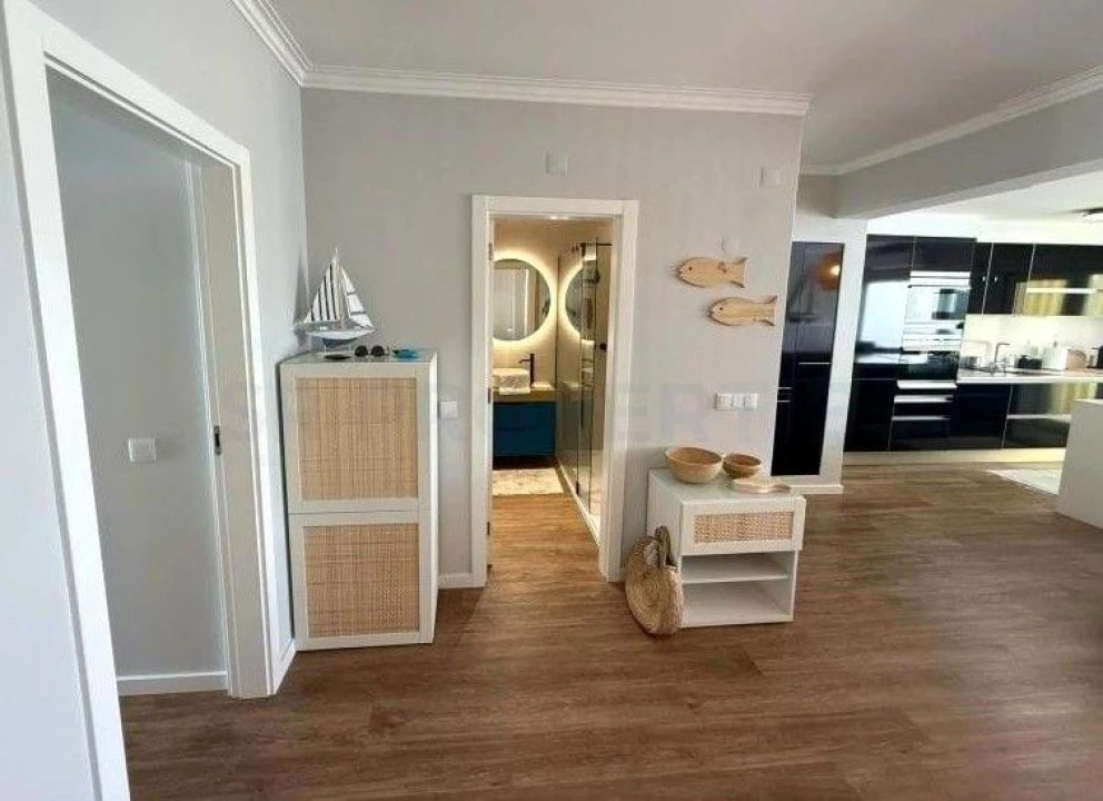 Apartamento T1 para Venda em Quarteira Foto 9