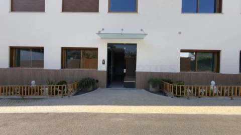 Apartamento T2 para Venda em Quarteira