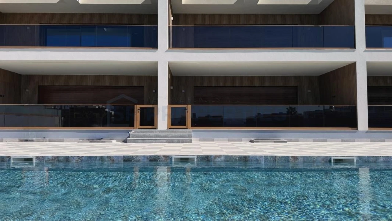 Apartamento T2 para Venda em Quarteira Foto 25