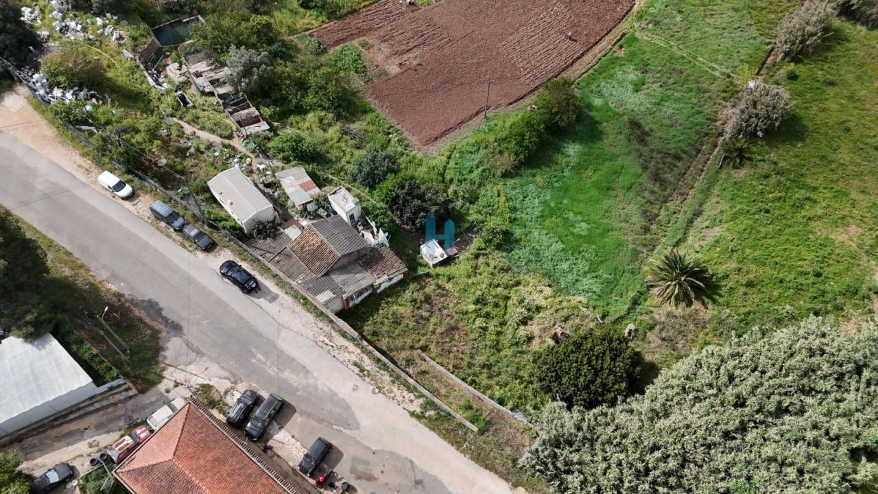 Terreno para Venda em Alvor Foto 1