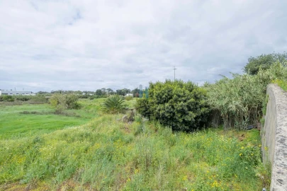 Terreno para Venda em Alvor