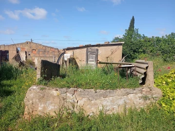 Quinta T1 para Venda em Lagos (São Sebastião e Santa Maria)