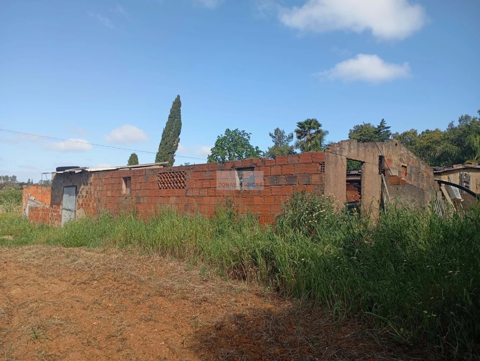 Quinta T1 para Venda em Lagos (São Sebastião e Santa Maria) Foto 27