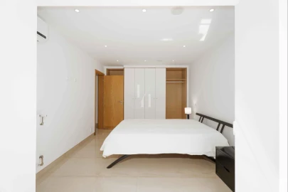 Moradia T3 para Arrendamento em Quarteira