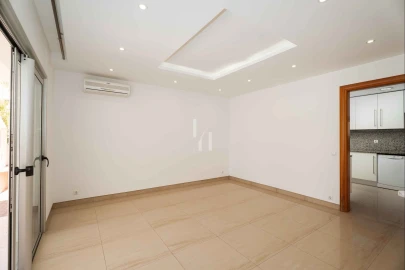 Moradia T3 para Arrendamento em Quarteira