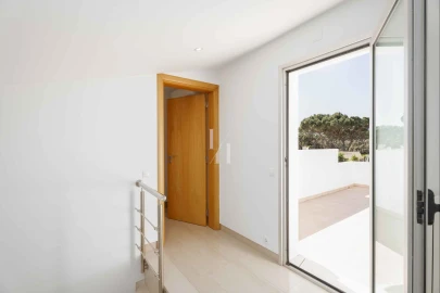 Moradia T3 para Arrendamento em Quarteira