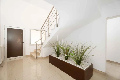 Moradia T3 para Arrendamento em Quarteira