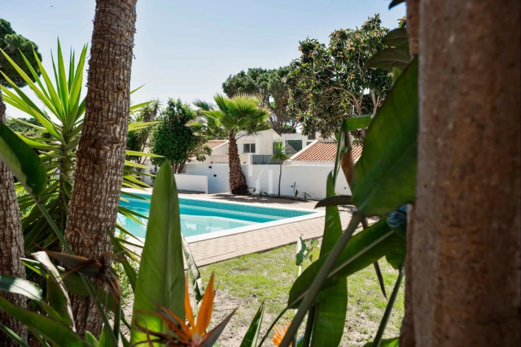 Moradia T3 para Arrendamento em Quarteira Foto 6