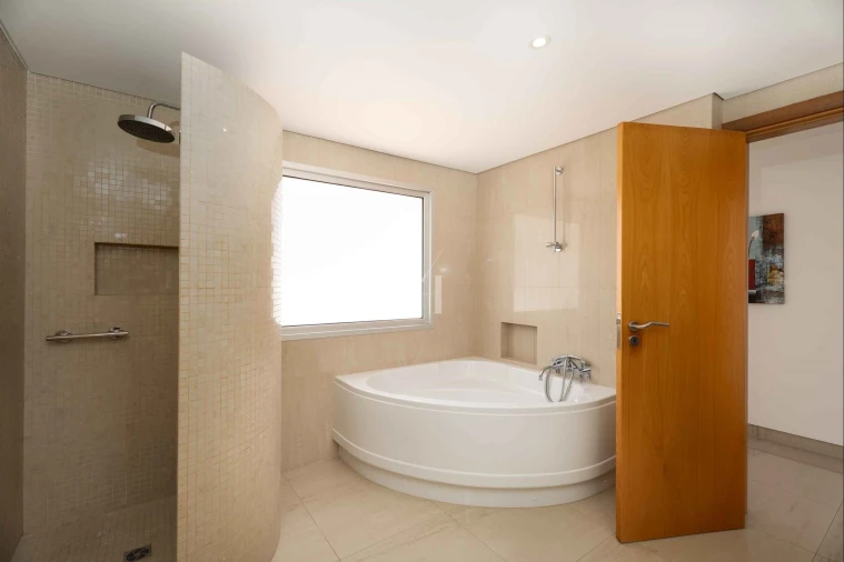 Moradia T3 para Arrendamento em Quarteira Foto 29