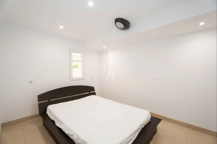 Moradia T3 para Arrendamento em Quarteira Foto 38