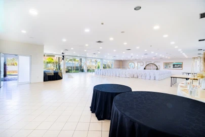 Negócio para Venda em Santa Maria da Feira, Travanca, Sanfins e Espargo