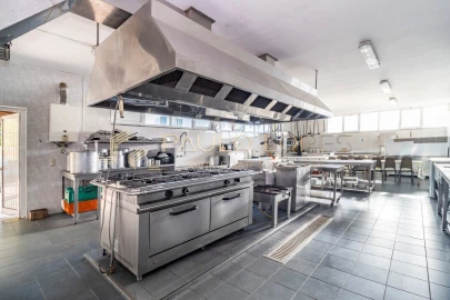 Negócio para Venda em Santa Maria da Feira, Travanca, Sanfins e Espargo