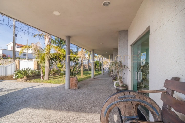 Negócio para Venda em Santa Maria da Feira, Travanca, Sanfins e Espargo Foto 19