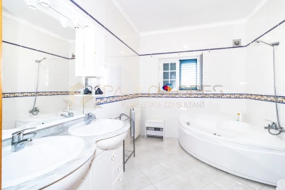 Moradia T7 para Venda em Cartaxo e Vale da Pinta