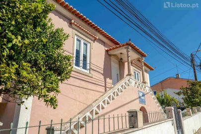 Moradia T3 para Venda em Agualva e Mira-Sintra