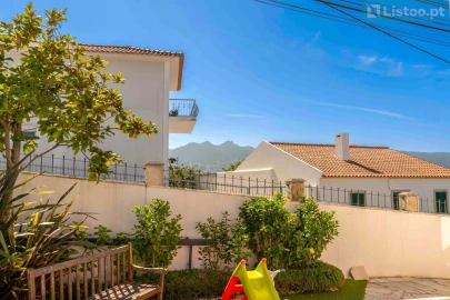 Moradia T3 para Venda em Agualva e Mira-Sintra