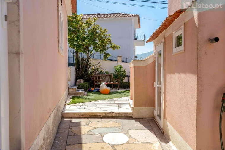 Moradia T3 para Venda em Agualva e Mira-Sintra Foto 39