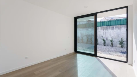 Moradia T3 para Venda em Tornada e Salir do Porto