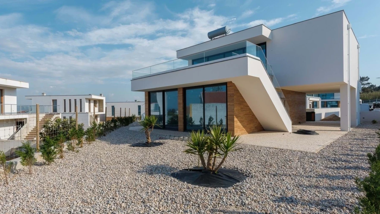 Moradia T3 para Venda em Tornada e Salir do Porto Foto 2