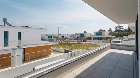 Moradia T3 para Venda em Tornada e Salir do Porto