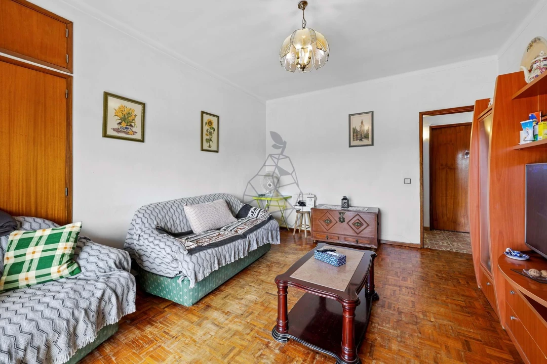Apartamento T2 para Venda em Estômbar e Parchal Foto 22