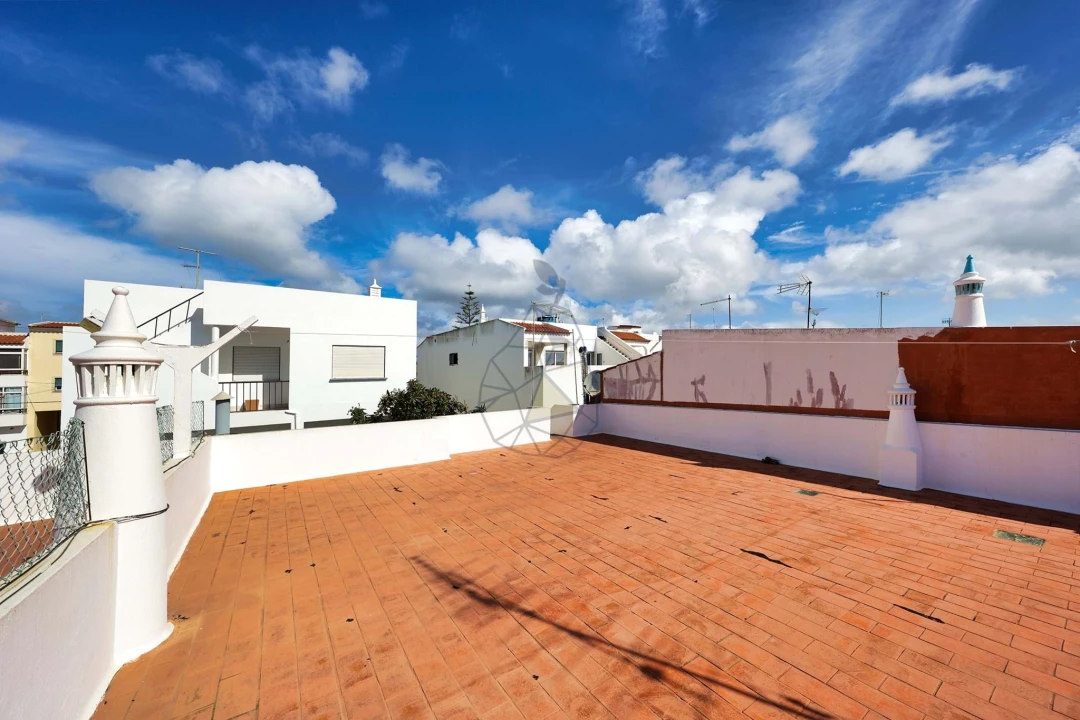 Apartamento T2 para Venda em Estômbar e Parchal Foto 14