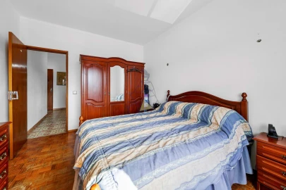 Apartamento T2 para Venda em Estômbar e Parchal