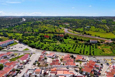 Apartamento T2 para Venda em Estômbar e Parchal