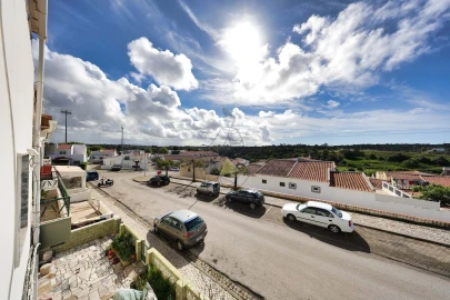 Apartamento T2 para Venda em Estômbar e Parchal