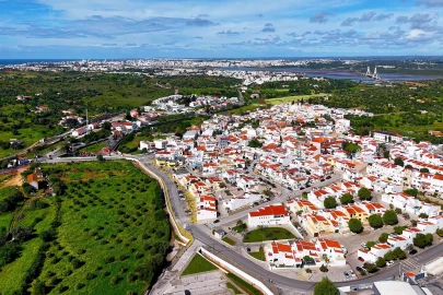 Apartamento T2 para Venda em Estômbar e Parchal