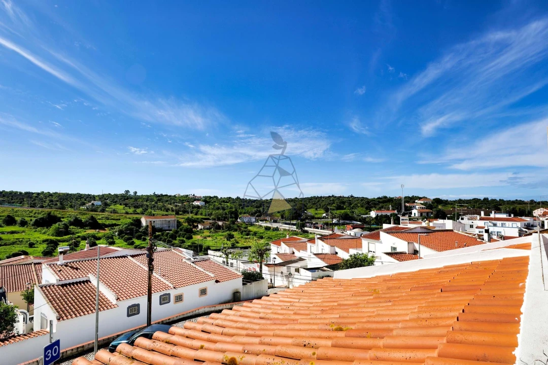 Apartamento T2 para Venda em Estômbar e Parchal Foto 11