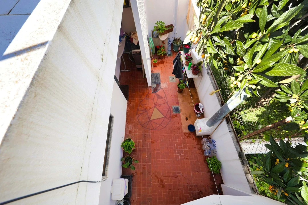 Apartamento T2 para Venda em Estômbar e Parchal Foto 16