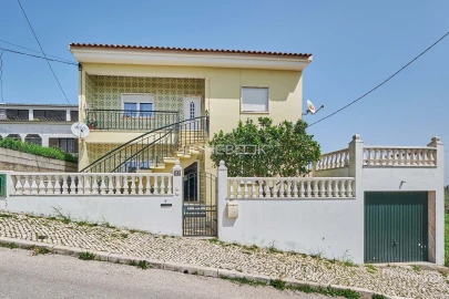 Moradia T6 para Venda em Vialonga