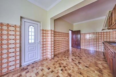 Moradia T6 para Venda em Vialonga