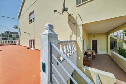 Moradia T6 para Venda em Vialonga