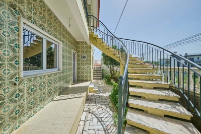 Moradia T6 para Venda em Vialonga