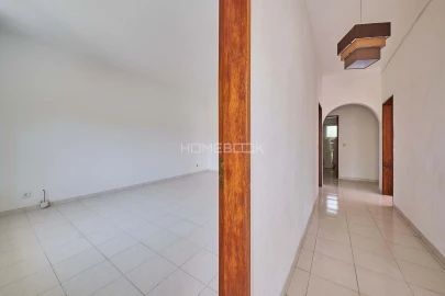 Moradia T6 para Venda em Vialonga