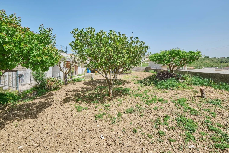 Moradia T6 para Venda em Vialonga Foto 31