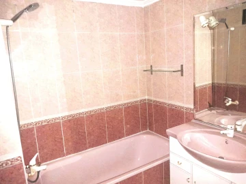 Apartamento T2 para Arrendamento em Corroios