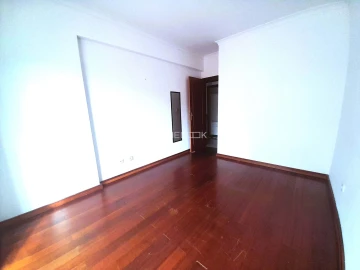 Apartamento T2 para Arrendamento em Corroios