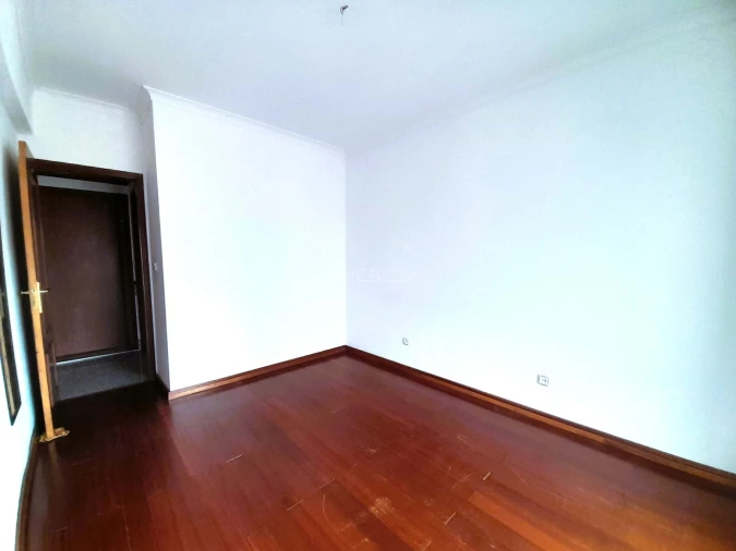 Apartamento T2 para Arrendamento em Corroios Foto 18