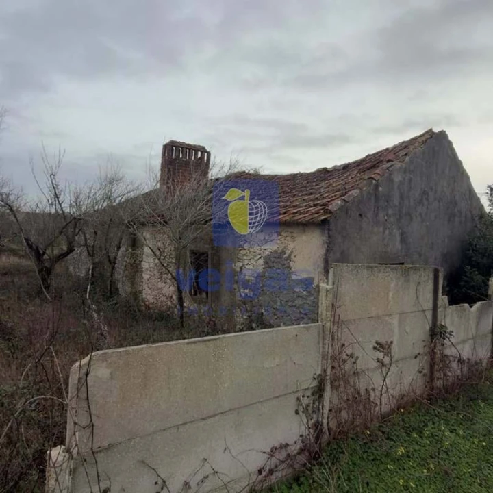 Terreno para Venda em Maceira Foto 1