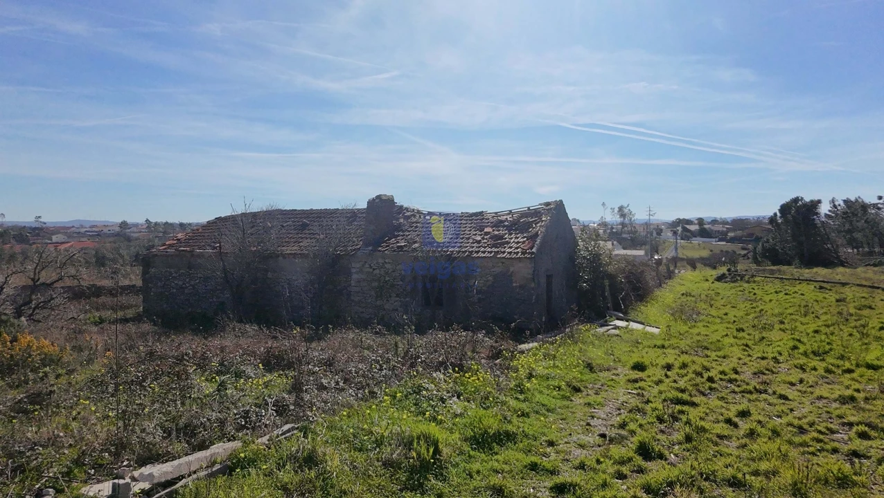 Terreno para Venda em Maceira Foto 3